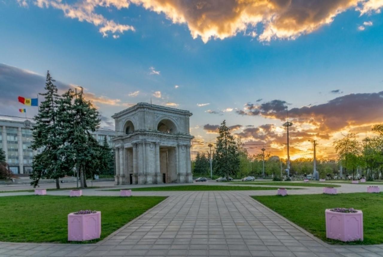 Ultracentral Armeneasca Street تشيسيناو المظهر الخارجي الصورة